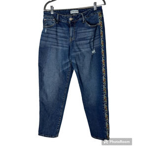 Knox Rose Distressed Jeans w/Stripe of Multicolored Embroidery on Side Size 10